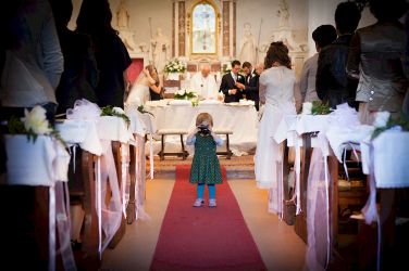 Church wedding ceremony in Tuscany
